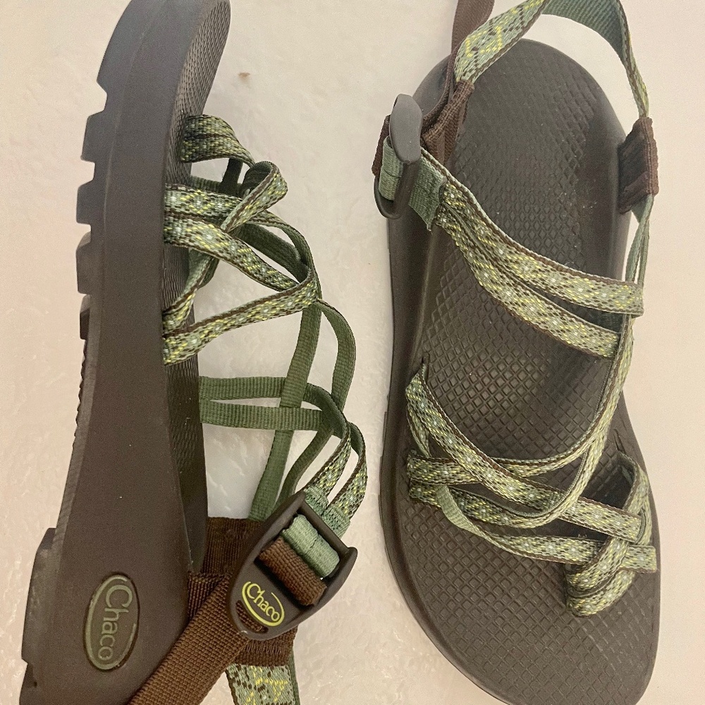 Chaco Women's Size 8 Z/Cloud X Sandal Green Olive